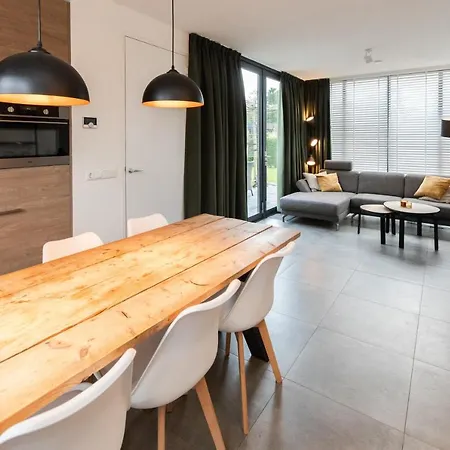 Wellness With Sauna Ferienhaus *